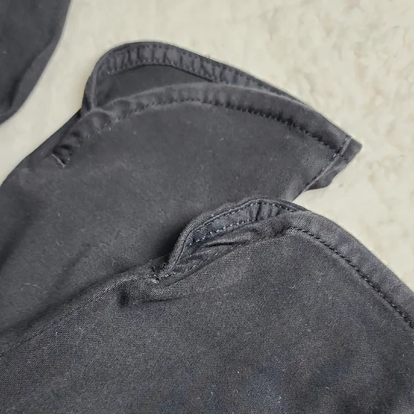 Classic Black Women's Jeans - Picture 2 of 3